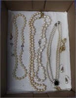 Jewellery lot, necklaces, pierced earrings,