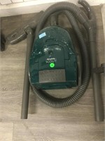 Simplicity Scout Vacuum