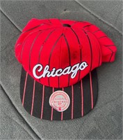 Chicago Bulls Mens Red Pinstripe Hat