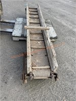 10' Wooden Conveyor