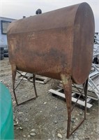 250 Gallon Fuel Tank on Stand