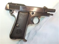 Pietro Berretta 7.65 mm pistol/ ma. Compliant