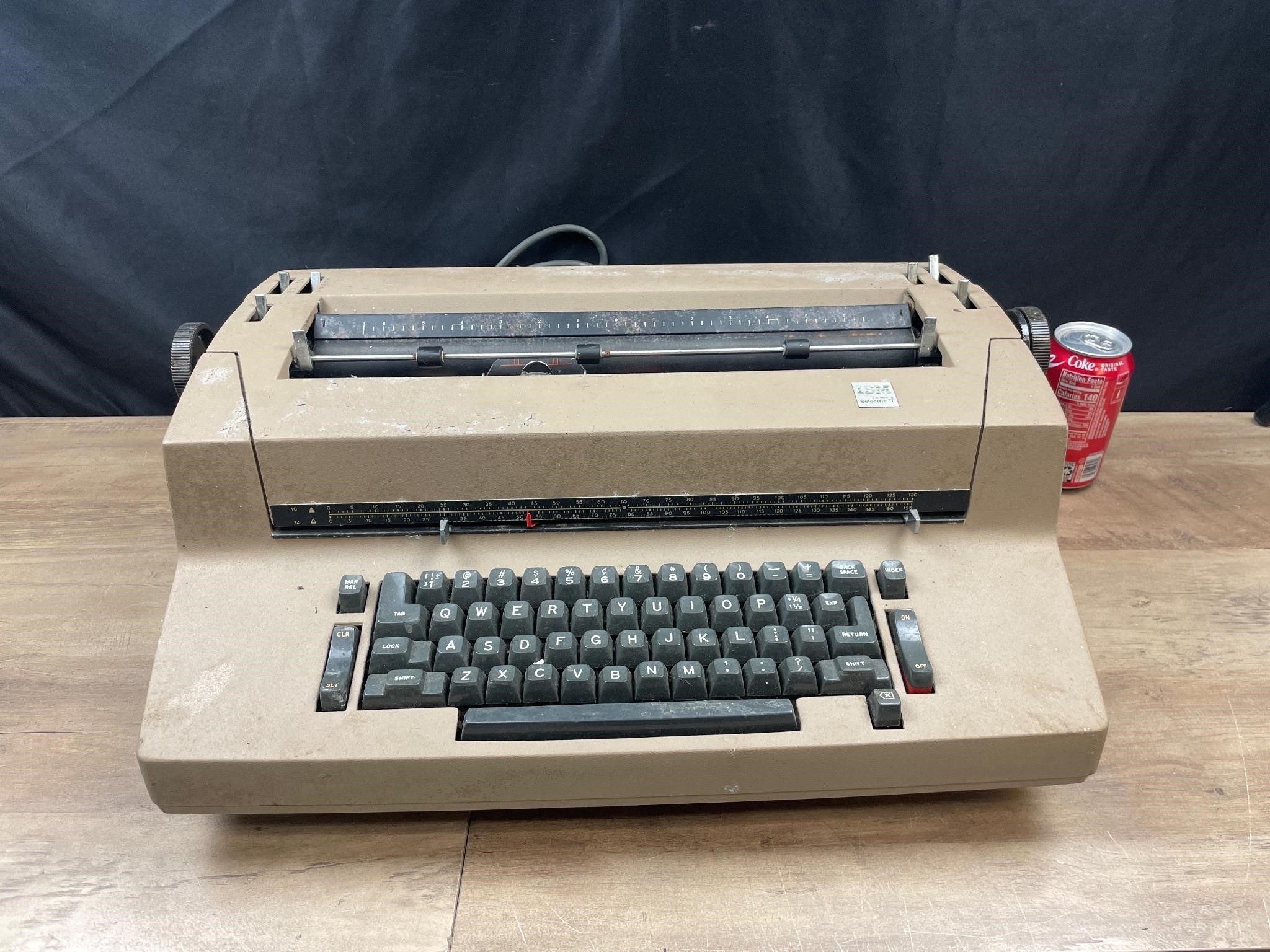 Vintage IBM Correcting Selectric II