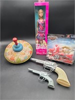 Vintage Toys: Metal Top, Barbie, Power Ranger