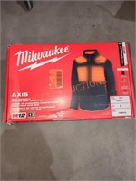 Milwaukee M12 Heated Women's Axis Jacket L