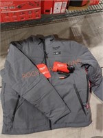 Milwaukee M12 Woman's Heated Axis Jacket Kit