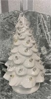 White Ceramic Christmas tree (works off batteries)