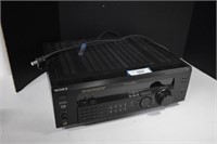 Sony FM Stereo/FM-AM Receiver Str-De835
