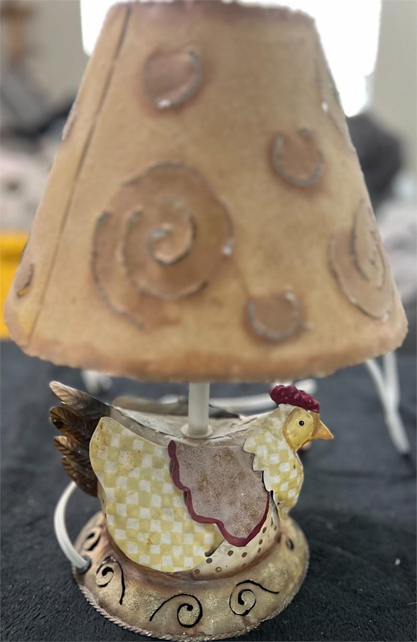 Small Rooster Lamp