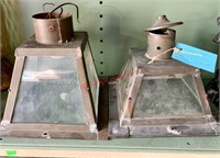 2 Old Post Light Tops (con1)