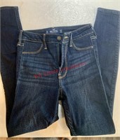 Hollister Jeans Size 0 (back room)