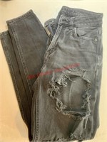 American Eagle Size 000 Distressed Jeans (back