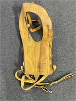 1944 DATED U.S. B-4 MAE-WEST LIFE PRESERVER VEST