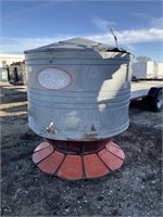 Pax 60 Bushel Round Hog Feeder