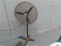TQ Motorised Pedestal Electric Fan - 240V