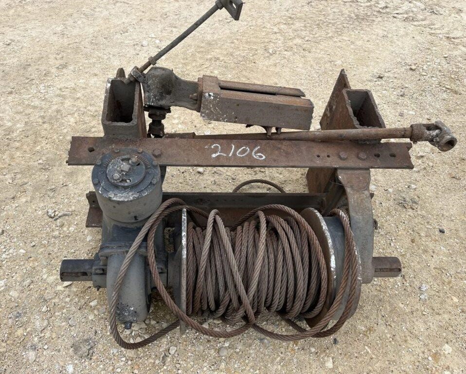 LL3- PTO Driven 3500 LB Winch