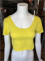 LOT OF 6 YELLOW CROPPED TOPS XS