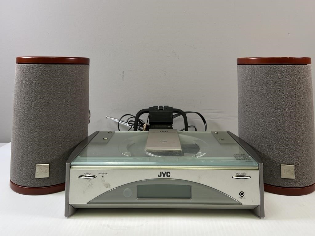 JVC Compact Disc Player, Speakers, AM/FM Clock Rad
