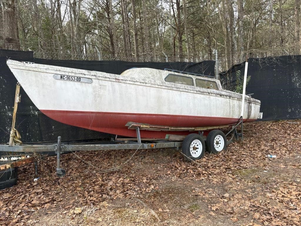 0 SAIL BOAT AND TRAILER