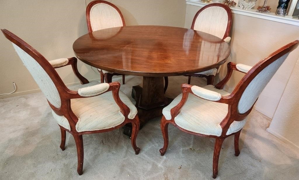 T - PEDESTAL DINING TABLE W/ 4 CHAIRS 48"DIA (L110