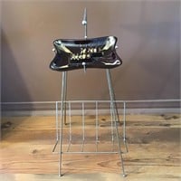 ASHTRAY ON WIRE STAND