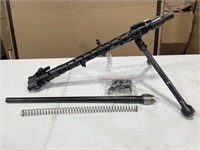 WW II GERMAN MG34 PARTS: BARREL, SHROUD, TRIPOD,