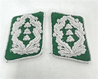 MATCHED COLLAR TAB PAIR