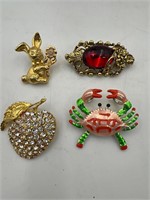 Vintage brooches pins