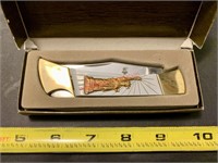 Statue of Liberty Knife with Box (closet)