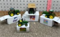 1:64 John Deere Expo tractors 96, 98, 98 & 99