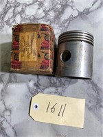 Indian Scout Piston and Original Box