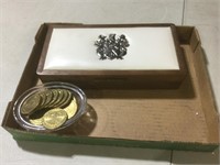 Jewelry box, One dollar gaming tokens