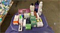 1 LOT ASSORTED BEAUTY AND HEALTH ITEMMS INCLUDING
