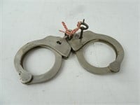 FIE Japan Thick Metal Handcuffs with Key
