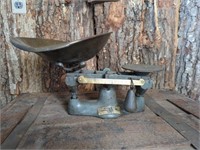 Antique Penn Scale W/ Brass Pan & Bar