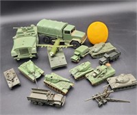 Lot of Vintage Plastic Army Vehicles