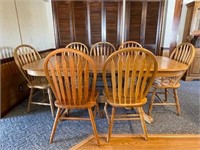 Kitchen Table w/7 Chairs