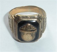 10k Gold Ring Size 6 1/2- 5.99g