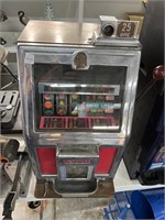 Vintage “Jennings” Slot Machine 25cent Pull