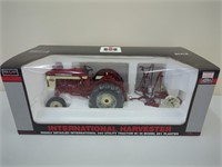 IH 340 Utility w/251 Planter NIB 1/16