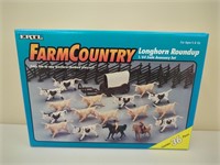 Farm Country Longhorn Roundup Set 1/64 NIB
