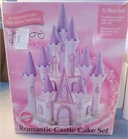 Wilton Romantic Castle Cake Set. Missing 1 window