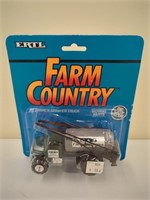 Farm Country Ag Service Sprayer Truck NIP 1/64