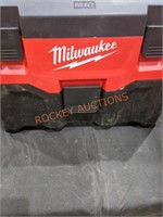 Milwaukee M18 2 gallon Wet/ Dry Vacuum