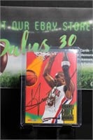 1995 NBA Hoops/Skybox Grant Hill RC Gold Foil Auto