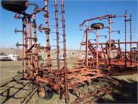 33' ALLIS-CHALMERS 1300, CULTIVATOR, 9" SWEEPS