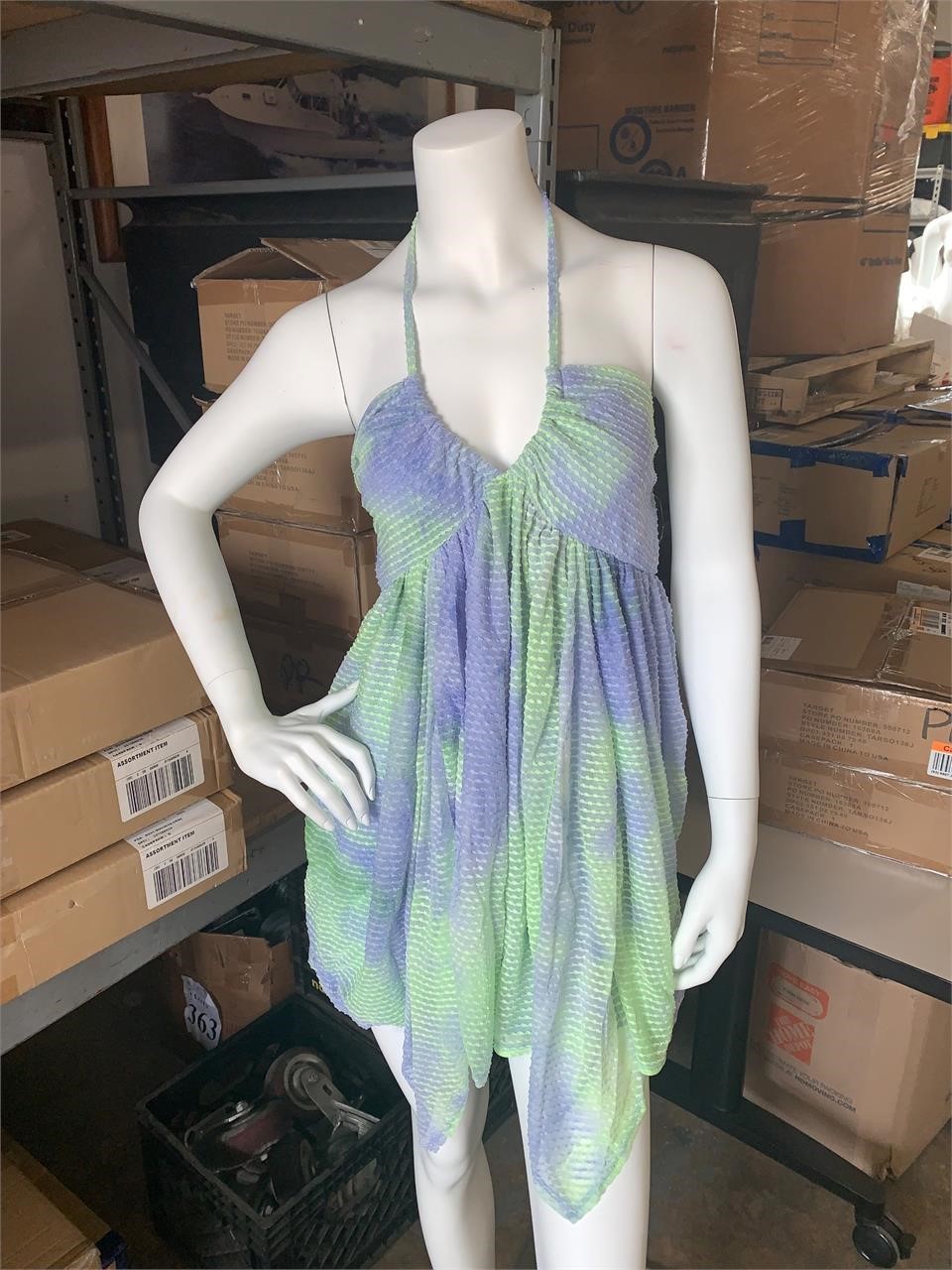4/19 NEW CLOTHING, BULK LOTS, RESELLERS AUCTION, WHOLESALE