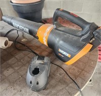 Works rechargeable leaf blower with charger