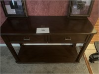 Sofa table 47"L x 17"W x 30"H, 2 pictures