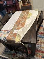 Table and 4 chairs, table runners